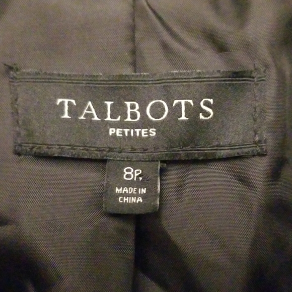 Pretty black velvet blazer with roses - Picture 7 of 8